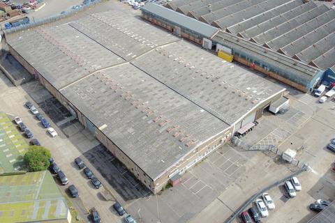 Industrial unit to rent, London NW10