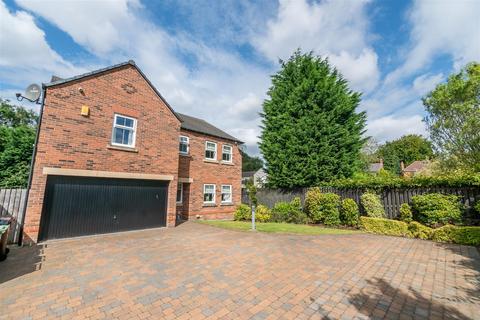 5 bedroom detached house for sale, Thorpe Park Gardens, Leeds