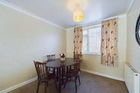 3 bedroom semi-detached house for sale, Applegarth Lane, Bridlington