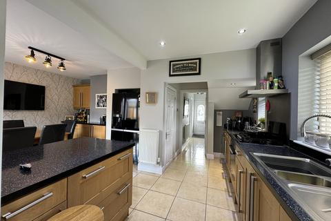 14 Northfield, Polegate, BN26 5EE
