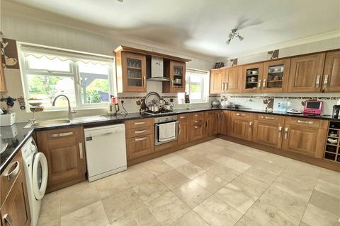 4 bedroom semi-detached house for sale, Midfield Way, Orpington, Kent, BR5