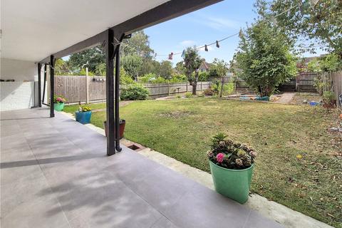 13 Midfield Way, Orpington, BR5 2QH