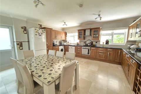 13 Midfield Way, Orpington, BR5 2QH