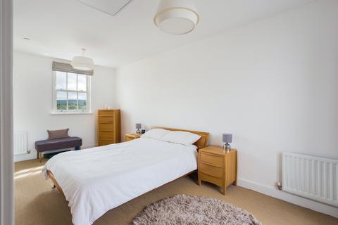 34 Gloucester Place, Cheltenham, GL52 2RN