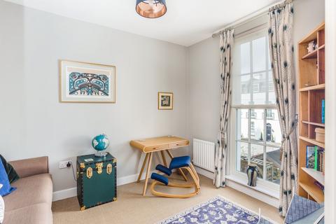 34 Gloucester Place, Cheltenham, GL52 2RN