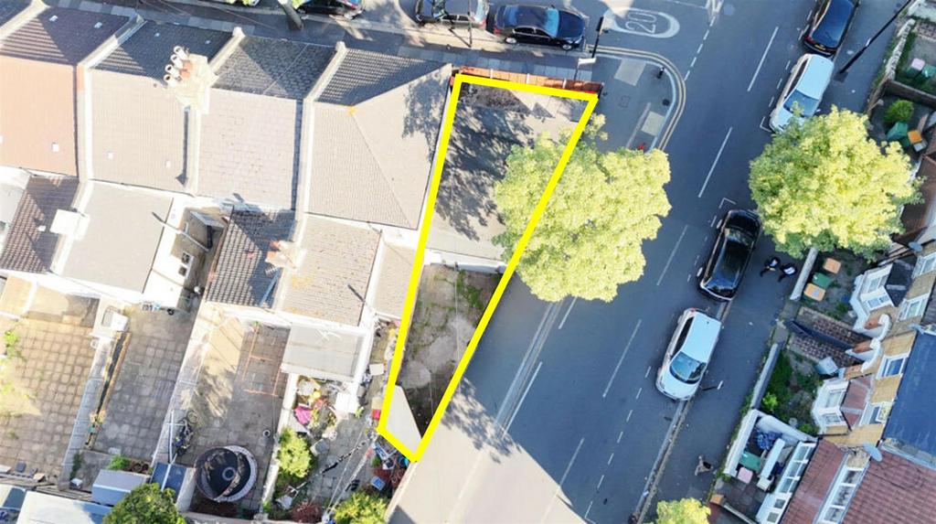 56b Boundary Road - E13 9 PR (111).jpg
