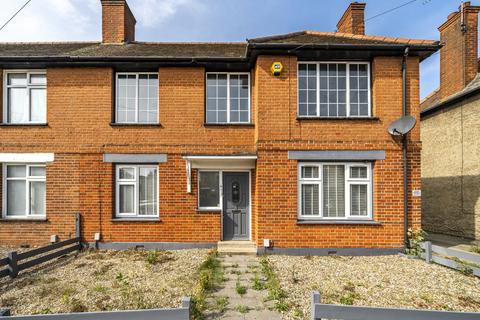 1 bedroom maisonette for sale, Maple Street, Romford RM7