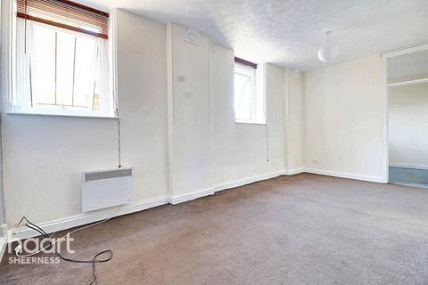 1 bedroom apartment for sale, flat 4 bethel Place, Queenborough