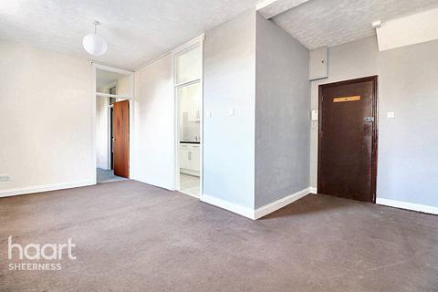 1 bedroom apartment for sale, flat 4 bethel Place, Queenborough