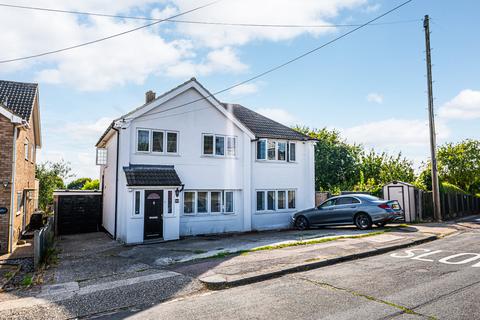 4 bedroom detached house for sale, Clarence Road North, Benfleet, SS7