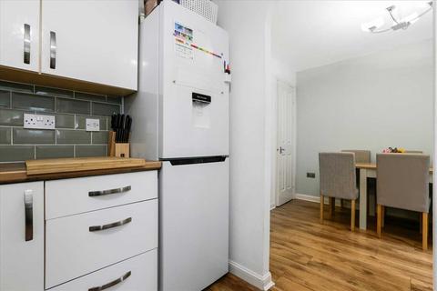 19 Chirmorie Crescent, Glasgow, G53 7GX