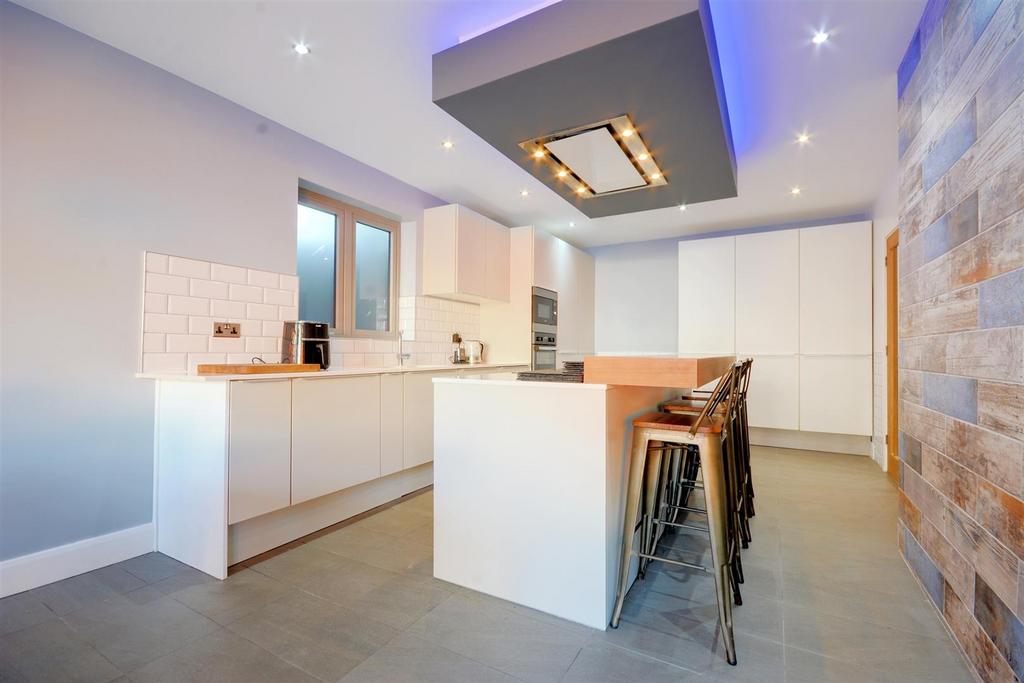 Living family dining kitchen