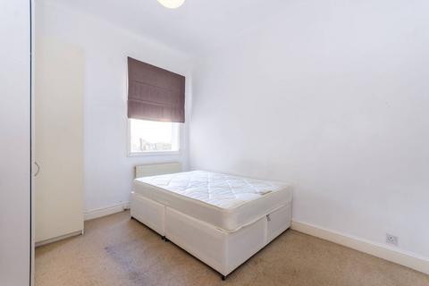 2 bedroom flat to rent, Hartland Road, Queen's Park, London, NW6