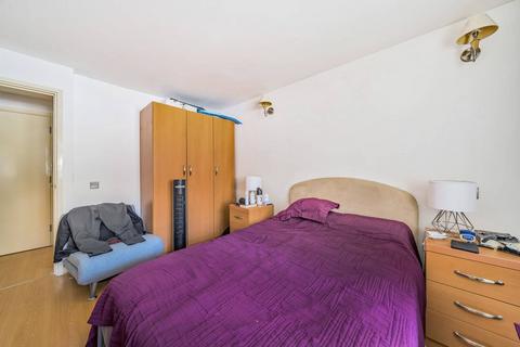 2 bedroom flat for sale, Holly Court, Greenwich, London, SE10