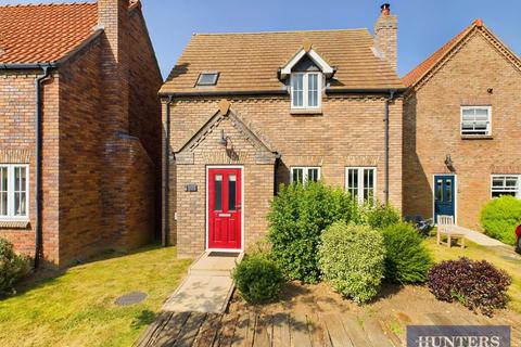 2 bedroom detached house for sale, Seaford Avenue, Moor Road, Filey