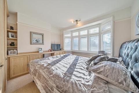 112 Cheam Common Road, Worcester Park, KT4 8QR