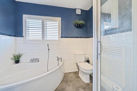 112 Cheam Common Road, Worcester Park, KT4 8QR