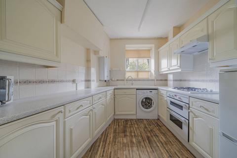 2 bedroom flat for sale, Highbury Estate, Islington, London, N5