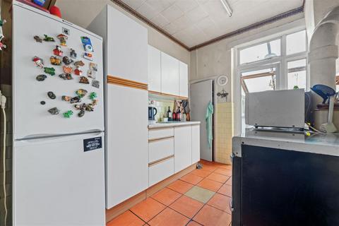 3 bedroom terraced house for sale, Green Lane, Norbury, London