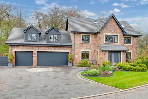 5 bedroom detached house for sale, Gleadhill House Gardens, Euxton, PR7 6NN