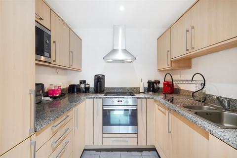 1 bedroom apartment for sale, Westgate Apartments, Royal Victoria Dock E16