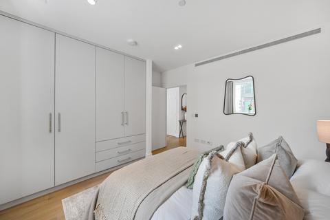 1 bedroom apartment for sale, Chiswick Green, Chiswick High Road, W4