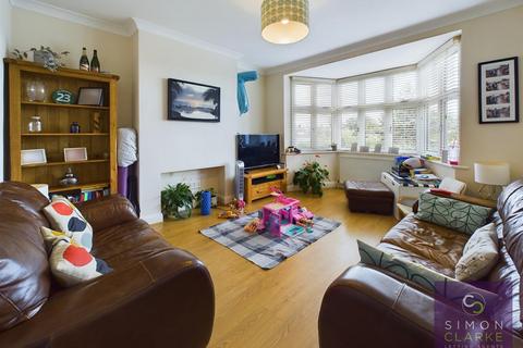 3 bedroom semi-detached house to rent, Linkside, Woodside Park, N12 - Garden maintenance included