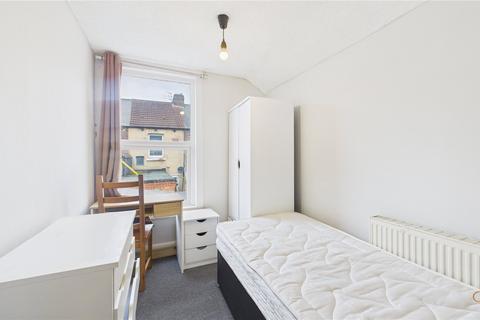 4 bedroom terraced house to rent, Pelham Street, Middlesbrough TS1