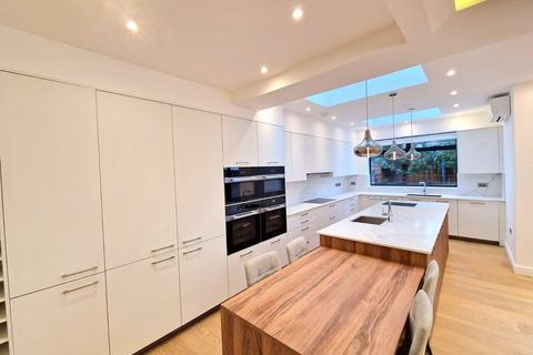 5 bedroom terraced house for sale, Golders Gardens, NW11