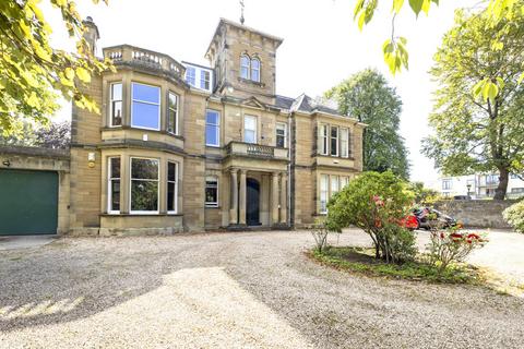 3 bedroom flat for sale, 27/5 Carrington House, South Oswald Road, The Grange, Edinburgh, EH9 2HH