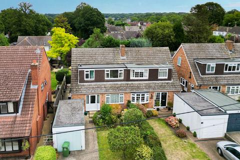 3 bedroom semi-detached house for sale, Lilford Road, Billericay, Essex, CM11