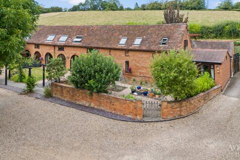 The Stables Feckenham Road, Hunt End, Redditch, B97 5QG