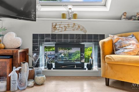 The Stables Feckenham Road, Hunt End, Redditch, B97 5QG