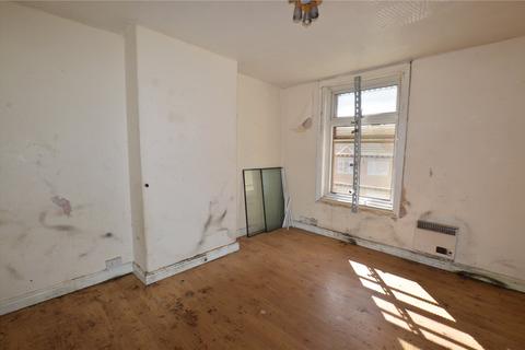 2 bedroom terraced house for sale, Cowper Grove, Leeds, West Yorkshire