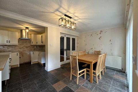 3 bedroom semi-detached house for sale, 36 Wych Fold, Hyde, SK14 5ED,