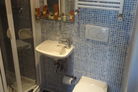 undefined, Cartwright Gardens, Bloomsbury, London, WC1H