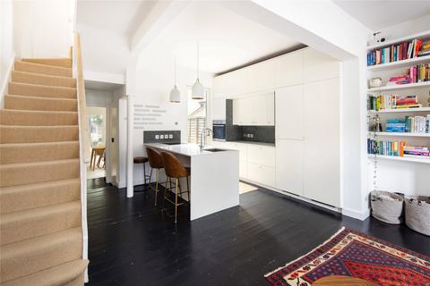 4 bedroom terraced house for sale, Trehurst Street, Homerton, London, E5