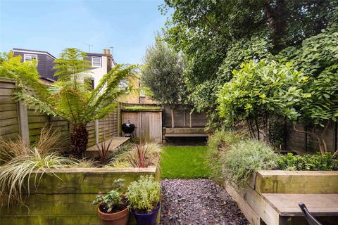 38 Trehurst Street, London, E5 0EB