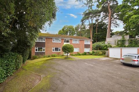 2 bedroom flat for sale, Broadstone