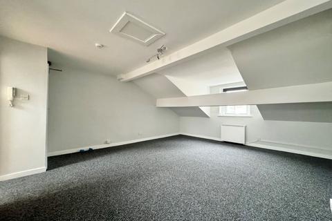 1 bedroom flat to rent, Market Street, Milnsbridge, Huddersfield, West Yorkshire, HD3