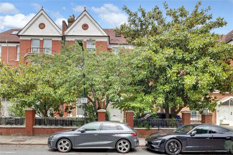 3 bedroom apartment to rent, Canfield Gardens, London, NW6