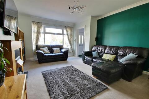 3 bedroom end of terrace house for sale, Grassdale Park, Brough HU15