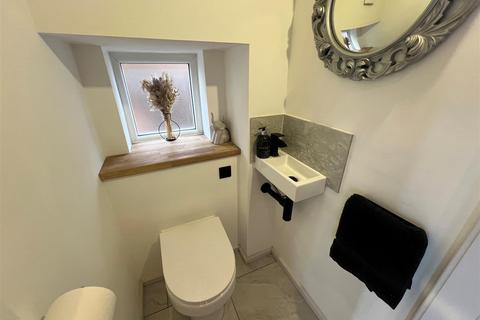 148 Acheson Road, Shirley, Solihull, B90 2JA