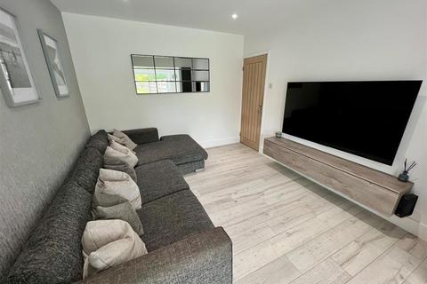 148 Acheson Road, Shirley, Solihull, B90 2JA