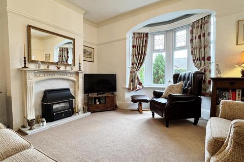 4 bedroom semi-detached house for sale, Leamington Road, Lytham St Annes