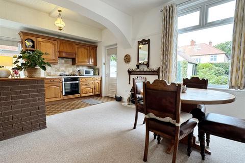 4 bedroom semi-detached house for sale, Leamington Road, Lytham St Annes