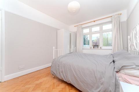 2 bedroom flat to rent, Sandall Close, Ealing, W5 1JF