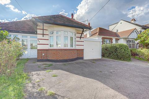 3 bedroom detached bungalow for sale, Southend Road, Rochford, SS4