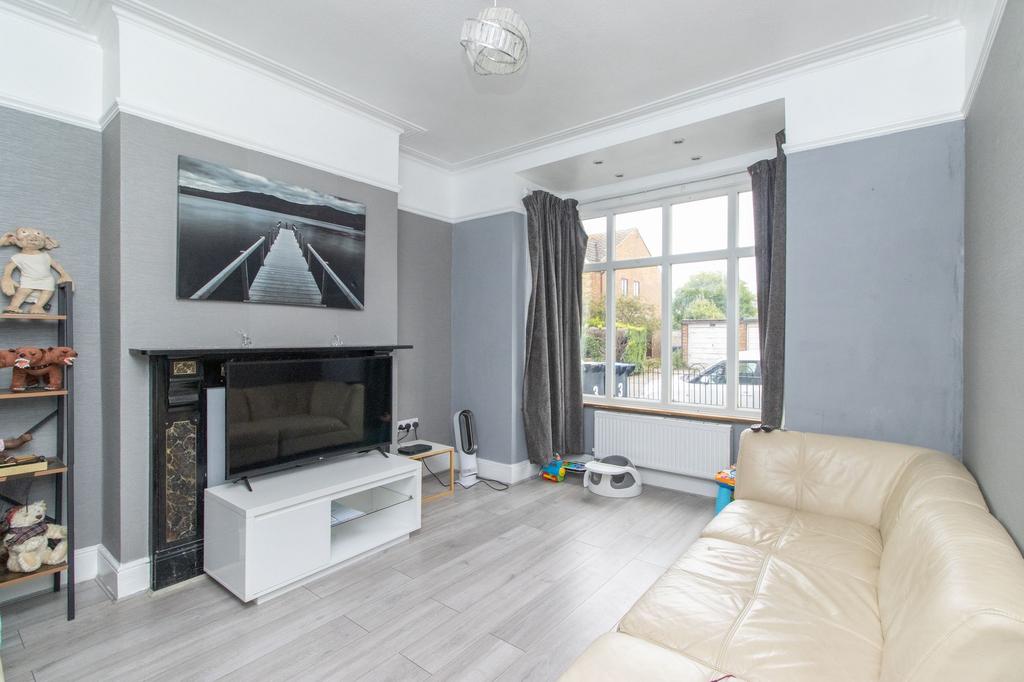 Walmsley Road, Broadstairs, CT10 3 bed terraced house for sale £340,000