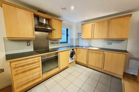 undefined, City Walk, Leeds, West Yorkshire, LS11